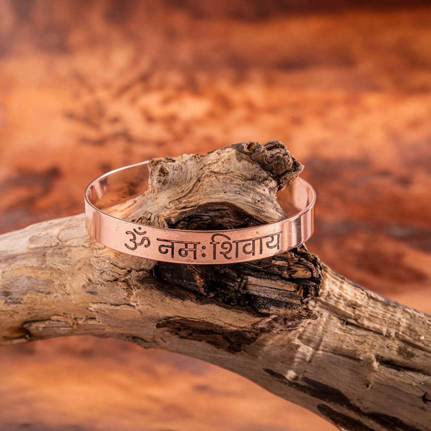 Kupferarmreif mit Om Namah ShivayaMantra Spirit of Gaia