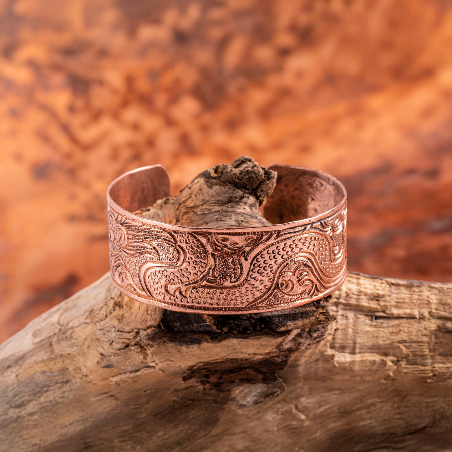Kupferarmreif mit Drachenmuster Spirit of Gaia