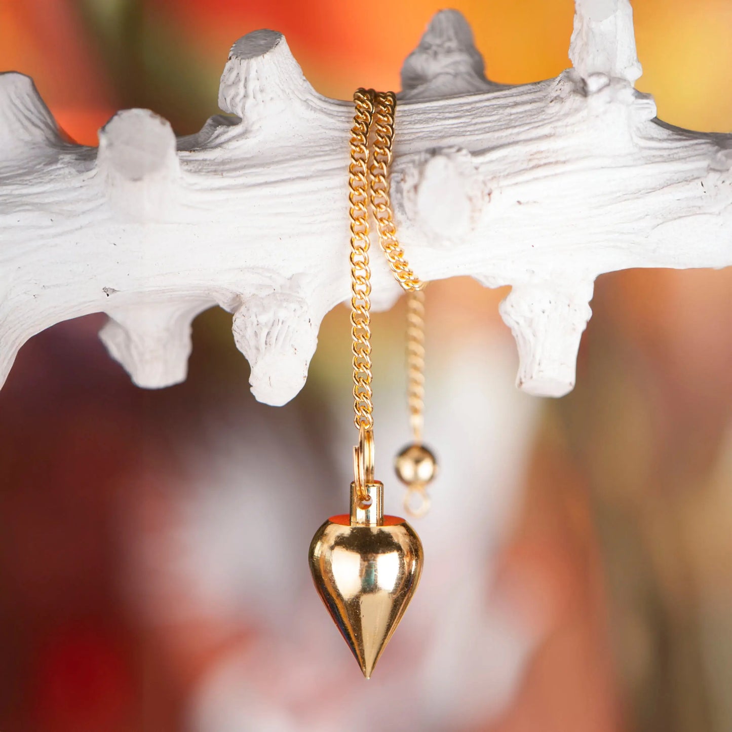 Klassisches Tropfenpendel aus vergoldetem Messing Berk