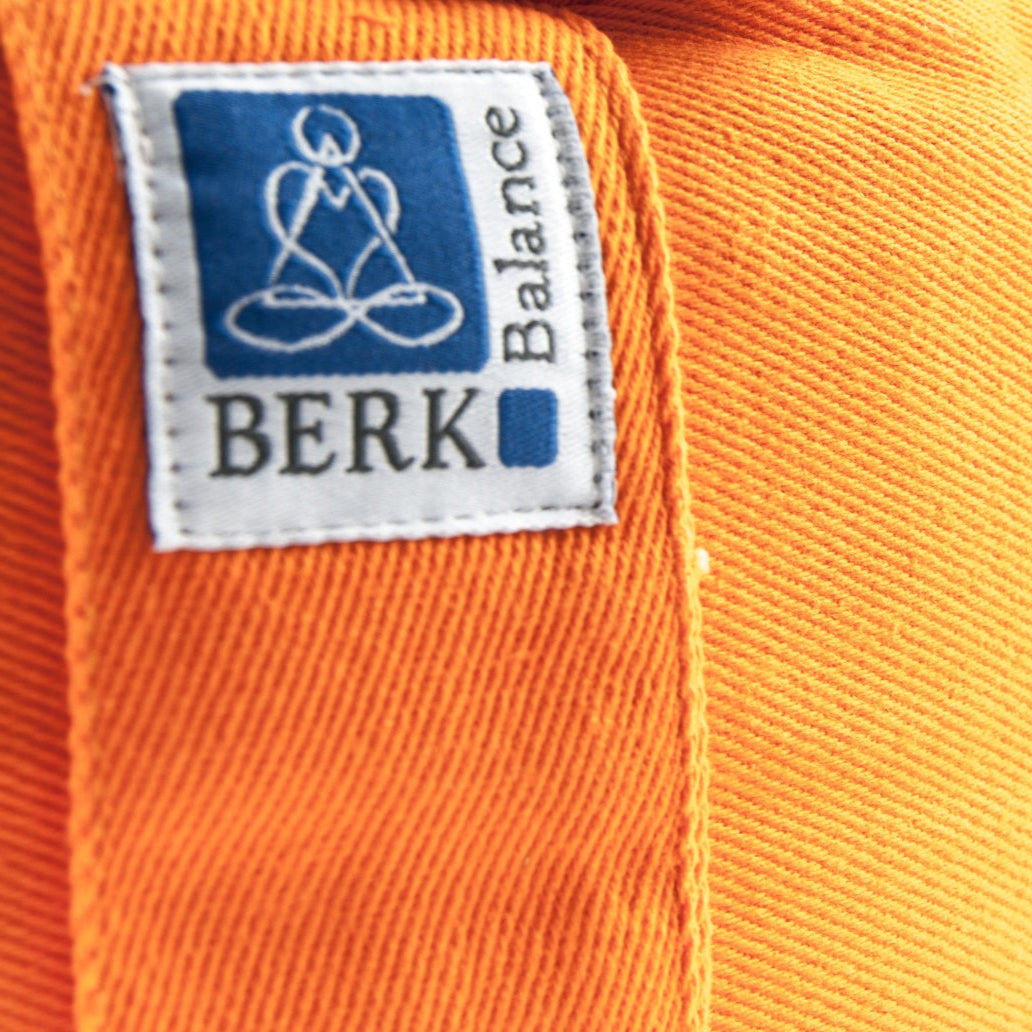 Blume des Lebens Meditationskissen – Orange, Bio-Buchweizenfüllung - Baumwollbezug - Yoga, Achtsamkeit & energetischen Schutz Berk