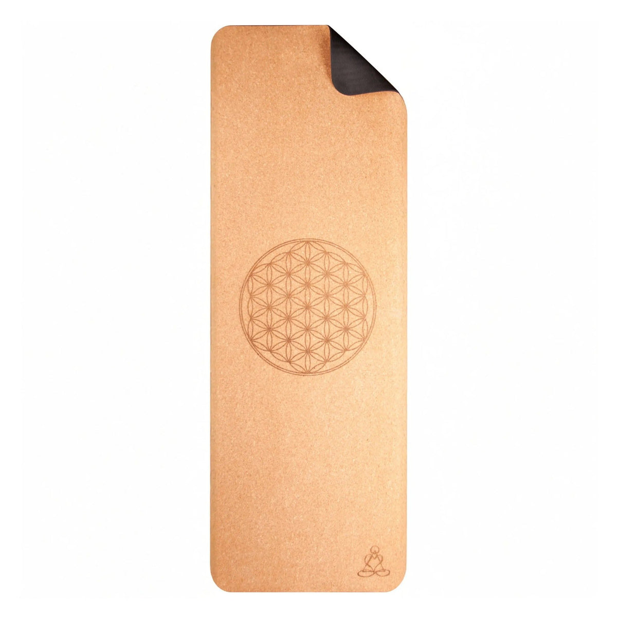 EcoCork Yogamatte aus Naturkork und TPE, 183 × 61 cm, 6 mm, Blume des Lebens: Draufsicht auf die flache Matte mit umgeschlagener Ecke, freigestellt auf Weiß