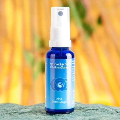 Ayurvedisches Chakra-Spray Ajna (Stirn-Chakra), 30-ml-Sprühflasche aus blauem Glas, Herstellerfoto