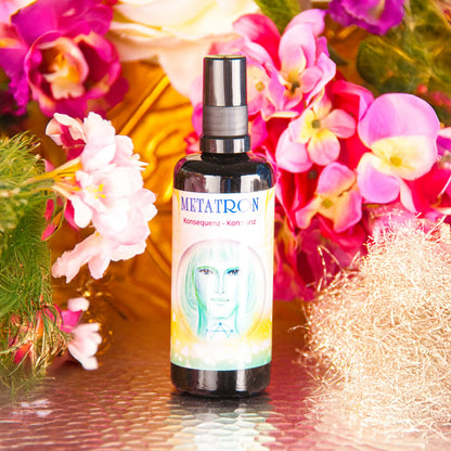 Seraphim Engel-Essenz Metatron, 100-ml-Sprühflasche, Herstellerfoto mit Blüten