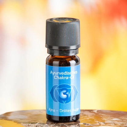 Ayurvedisches Chakra-Öl Ajna (Stirn-Chakra), 10-ml-Fläschchen aus Braunglas, Herstellerfoto