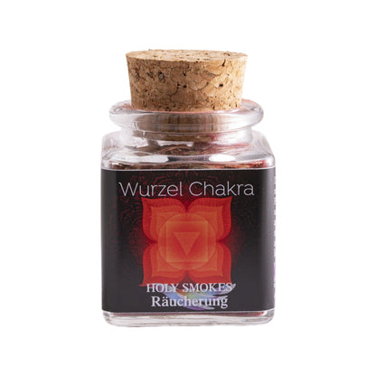 Wurzelchakra, Chakra-Räuchermischung von Berk, 50 ml im Korkglas: Korkglas mit schwarzem Chakra-Etikett, freigestellt auf Weiß