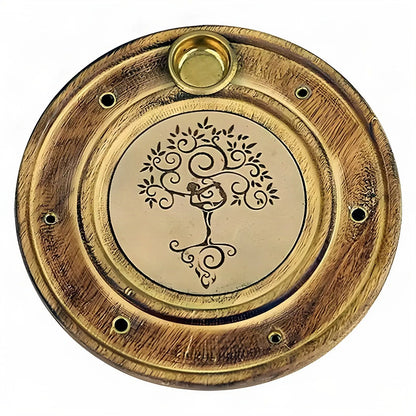 Räucherstäbchen/Weihrauchkegelhalter Yoga Tree, freigestellt auf Weiß