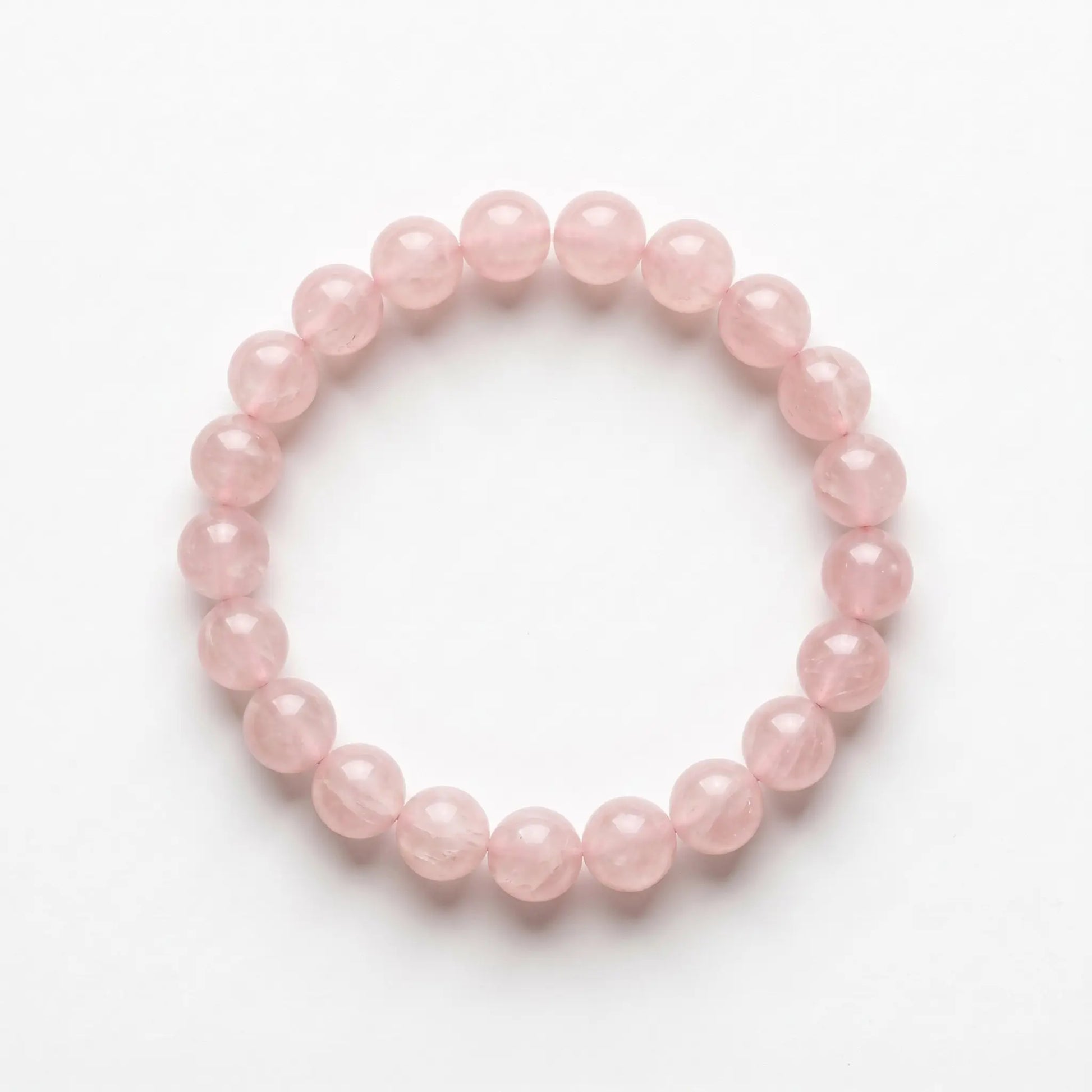 Rosenquarz Armband freigestellt auf Weiß – 8 mm Edelstein-Kugelarmband von Spirit of Gaia