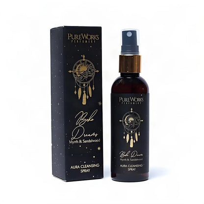 Aura-Spray Boho Dreams (Myrrhe & Sandelholz), Sprühflasche und Schachtel, freigestellt auf Weiß