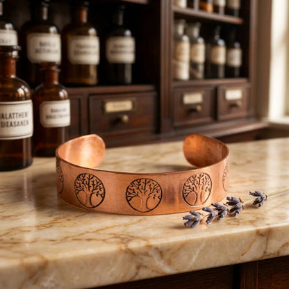 Kupferarmreif Yggdrasil Lebensbaum mit Lavendel im Apothekerstil