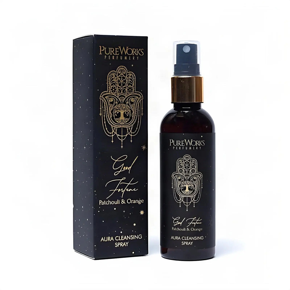 Aura-Spray Good Fortune (Patchouli & Orange), Sprühflasche und Schachtel, freigestellt auf Weiß