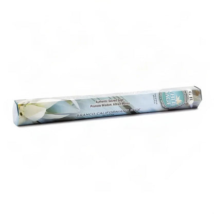 GR White Sage Räucherstäbchen, Sechseck-Packung, freigestellt auf Weiß