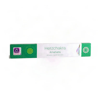 Herzchakra Räucherstäbchen Holy Smokes, Packung, freigestellt auf Weiß